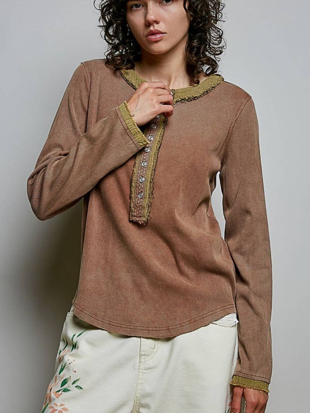 BNWT POL Solid Long Sleeve Round Neck Lace Trim Choco & Mustard Rib Knit Top - Picture 5 of 12